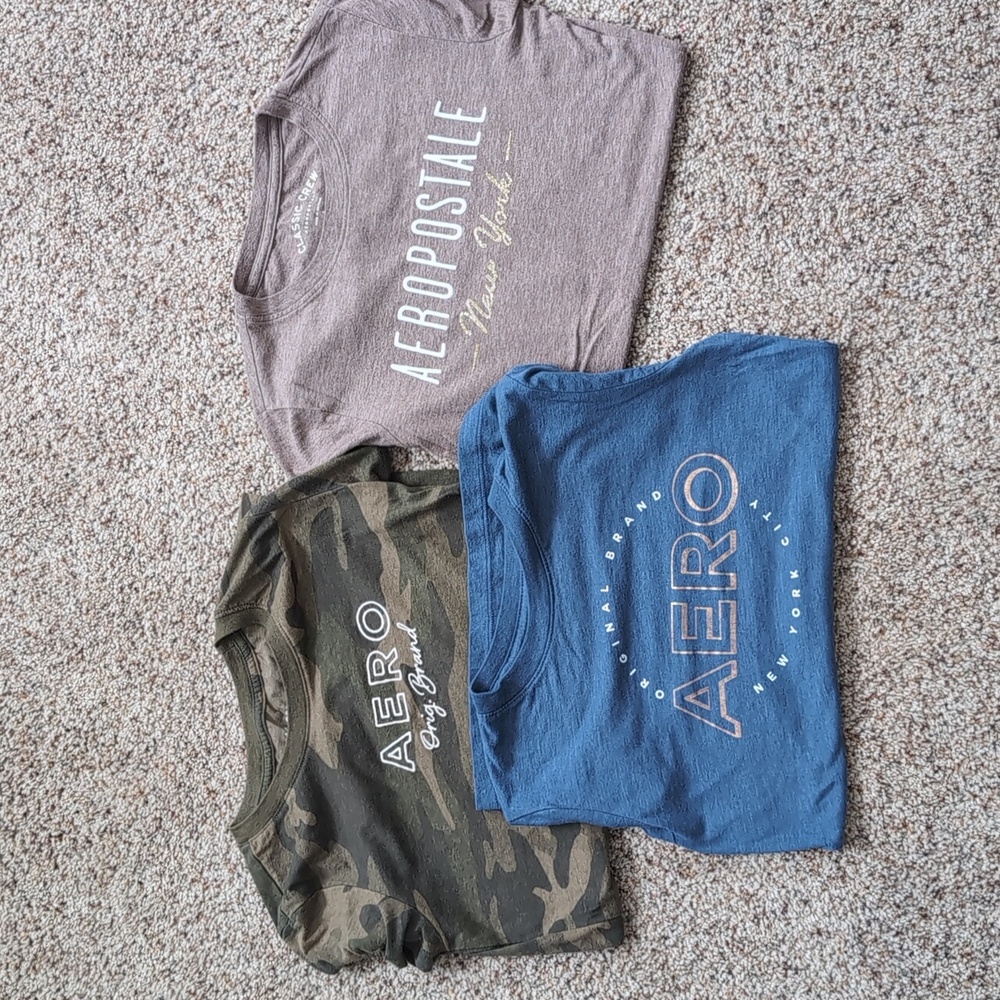 Aeropostale Graphic Tees. Size Small. Like New.